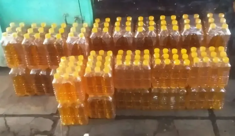 MINYAK BOTOL 700 ML - Gambar Produk